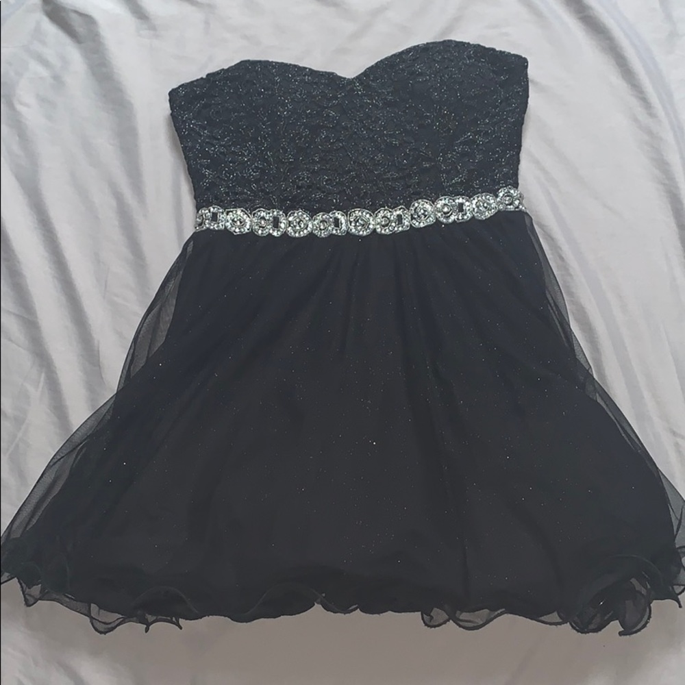 Black Formal Dress - Strapless